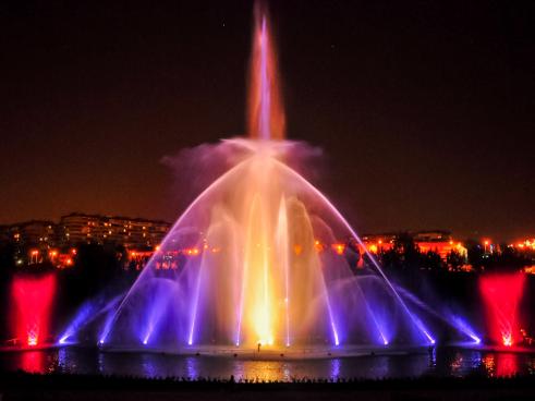 Espectáculo Fuente del Parque Europa