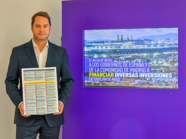 Los 19 concejales del Grupo Popular han aprobado en el Pleno municipal exigir a los gobiernos de España y de la Comunidad de Madrid la realización de inversiones en Torrejón de Ardoz