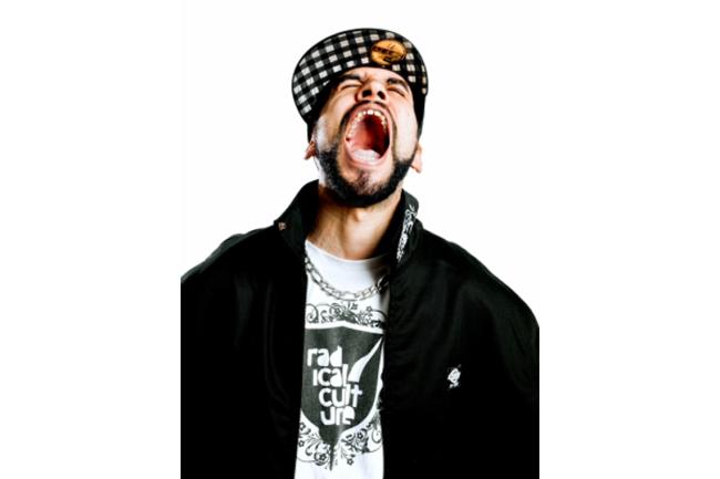 Nerviozzo, integrante del histórico grupo de rap “DUO KIE” se suma, como invitado especial, al concierto de El Chojin, hoy, viernes