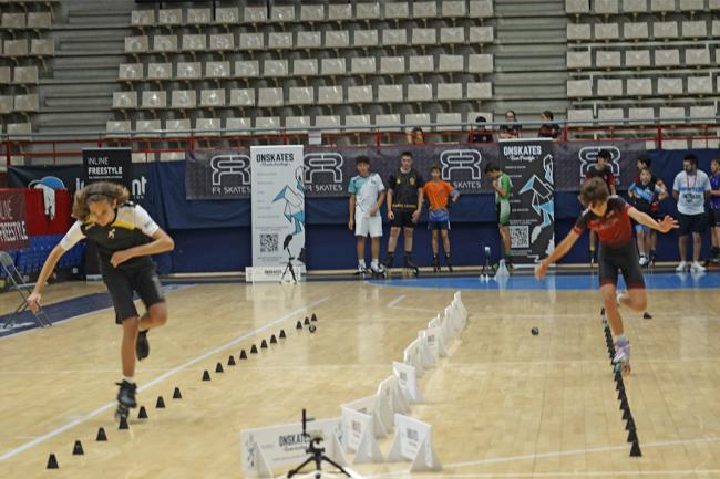 El Speed Slalom es una disciplina que combina velocidad, precisión y equilibrio