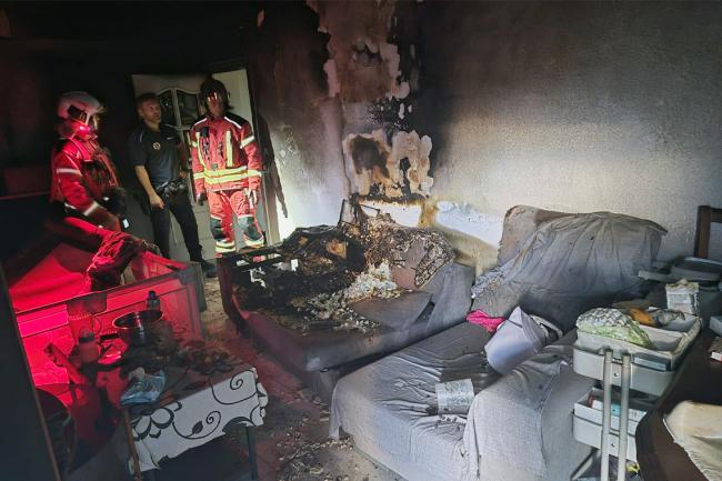 Imagen de la vivienda siniestrada, una vez sofocadas las llamas